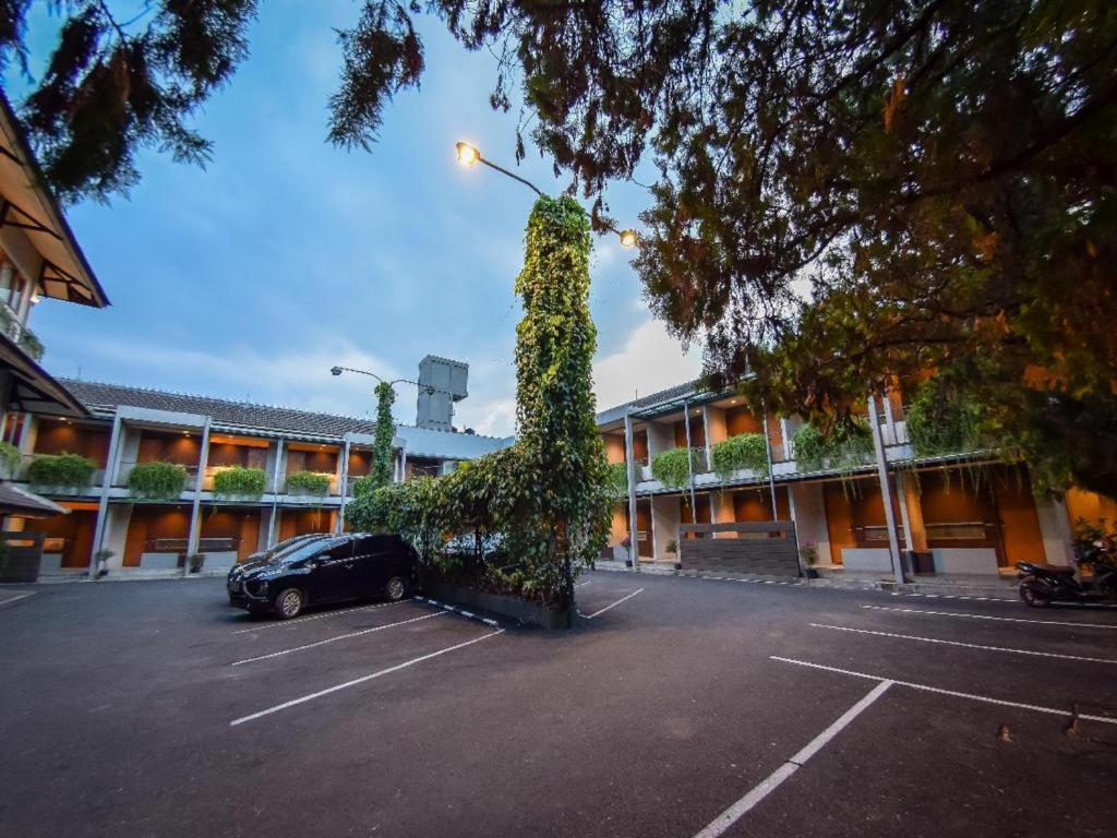 Hotel Nyland Pasteur Bandung Esterno foto