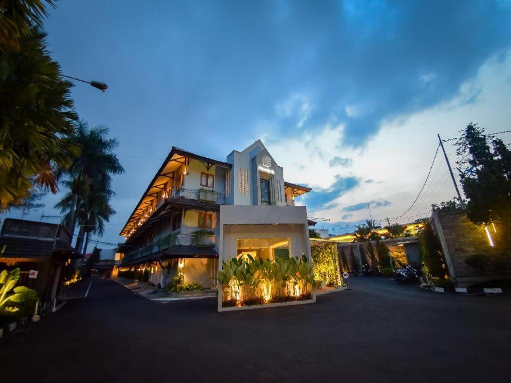 Hotel Nyland Pasteur Bandung Esterno foto